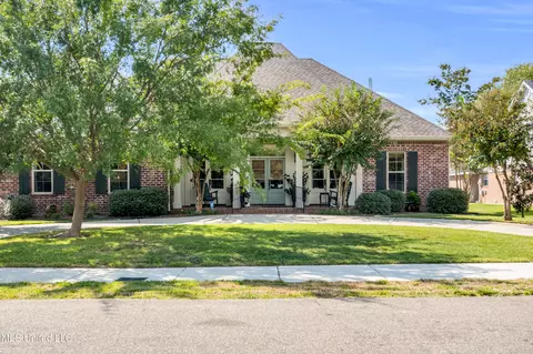 608 Beyer Dr, Bay Saint Louis, MS 39520