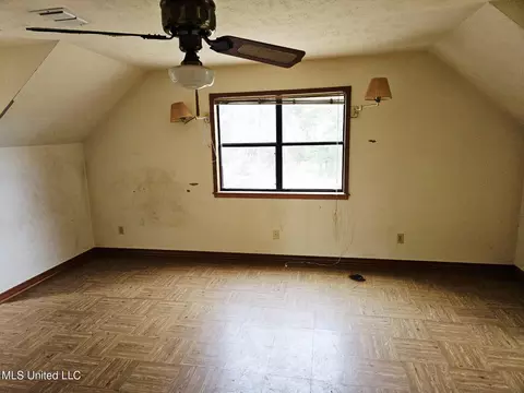 Bedroom - 1020 Diane Cir, Summit, MS 39666 photo 1 of 4