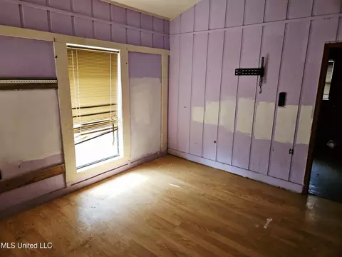 Bedroom - 1020 Diane Cir, Summit, MS 39666 photo 2 of 4