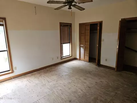 Bedroom - 1020 Diane Cir, Summit, MS 39666 photo 3 of 4
