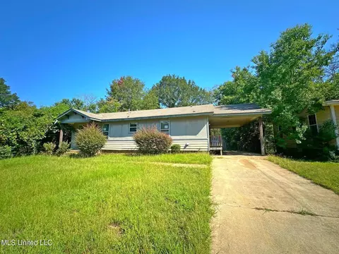 936 Winn St, Jackson, MS 39204