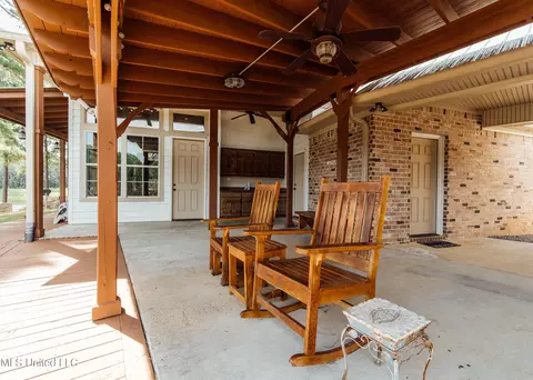 Exterior - 4170 Ms-13, Morton, MS 39117 photo 5 of 19