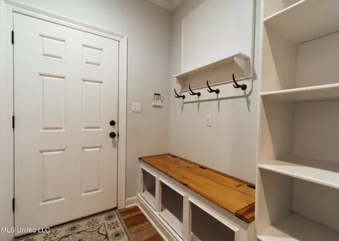 Entry Way - 4170 Ms-13, Morton, MS 39117 photo 3 of 5