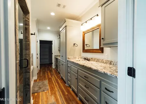 Entry Way - 4170 Ms-13, Morton, MS 39117 photo 2 of 5