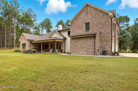 Exterior - 298 Highland Meadow Rd, Flora, MS 39071 photo 14 of 19