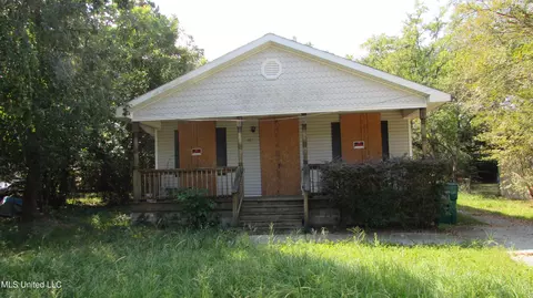 4013 Nassau St, Gulfport, MS 39501