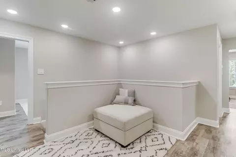 Entry Way - 85010 Diamondhead Lakes Blvd, Diamondhead, MS 39525 photo 5 of 5
