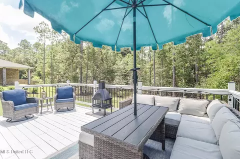 Exterior - 85010 Diamondhead Lakes Blvd, Diamondhead, MS 39525 photo 4 of 7