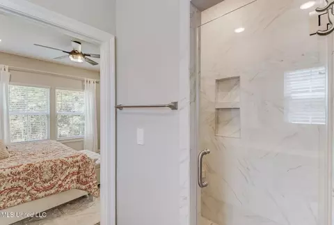 Bath - 85010 Diamondhead Lakes Blvd, Diamondhead, MS 39525 photo 2 of 3