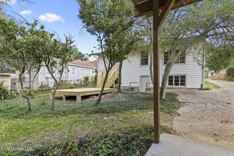 Exterior - 4087 Redwing Ave, Jackson, MS 39216 photo 5 of 5