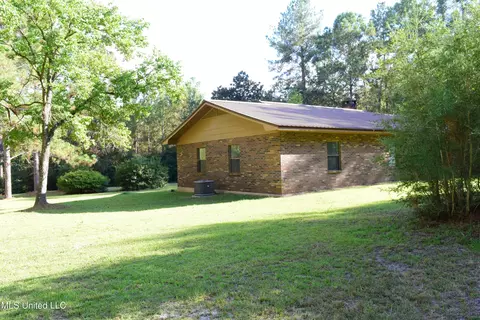 Exterior - 75 Cyprus Rd, Mclain, MS 39456 photo 6 of 7