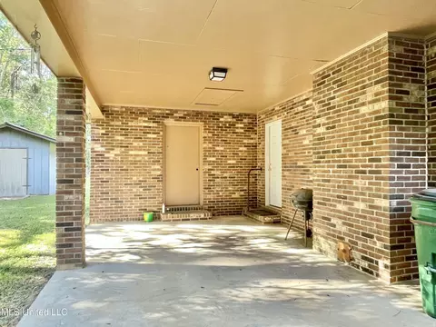 Exterior - 75 Cyprus Rd, Mclain, MS 39456 photo 2 of 7