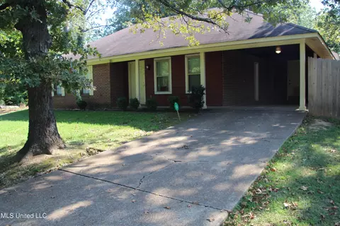 Exterior - 1478 Bass Ave, Jackson, MS 39212 photo 2 of 9