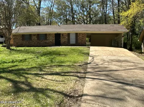 2835 Glenderry St, Jackson, MS 39212 photo 1