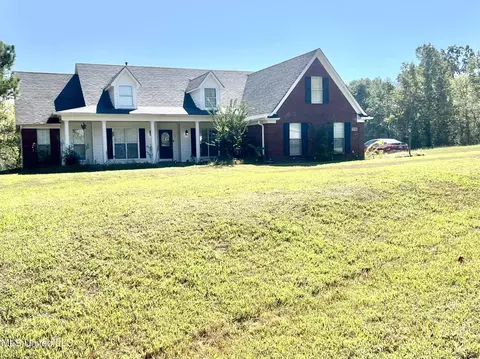 2748 Savanna Dr, Byhalia, MS 38611