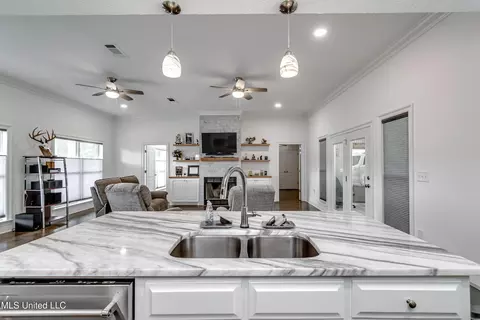 Kitchen - 418 Barksdale Rd, Brandon, MS 39047 photo 7 of 7