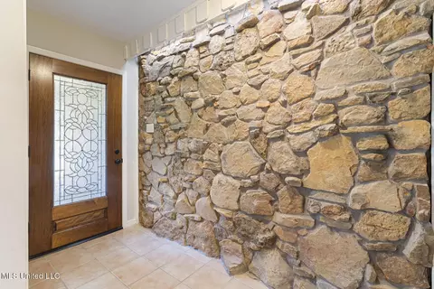 Entry Way - 69 Terrapin Dr, Brandon, MS 39042 photo 1 of 1