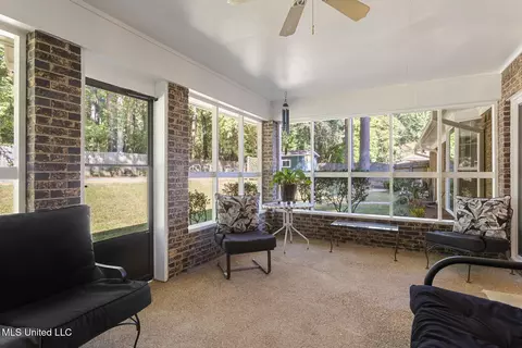 Exterior - 69 Terrapin Dr, Brandon, MS 39042 photo 4 of 10