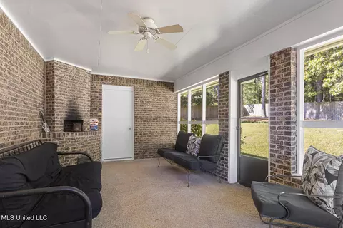 Exterior - 69 Terrapin Dr, Brandon, MS 39042 photo 3 of 10