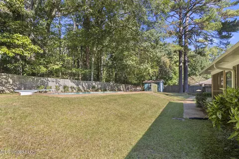 Exterior - 69 Terrapin Dr, Brandon, MS 39042 photo 5 of 10