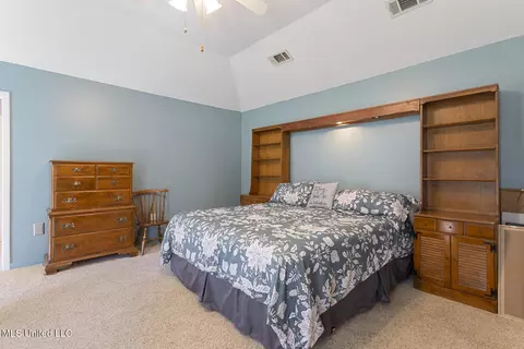 Bedroom - 69 Terrapin Dr, Brandon, MS 39042 photo 2 of 5