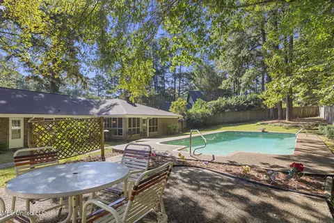 Exterior - 69 Terrapin Dr, Brandon, MS 39042 photo 10 of 10