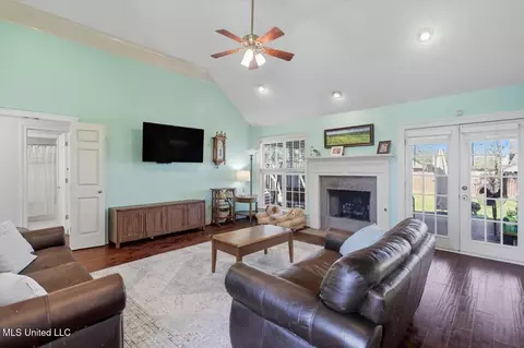 Living - 345 Avalon Way, Brandon, MS 39047 photo 1 of 1