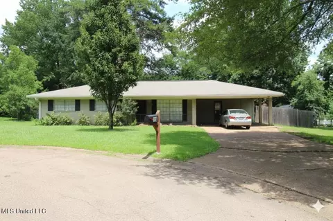 118 Hill Cir, Pearl, MS 39208