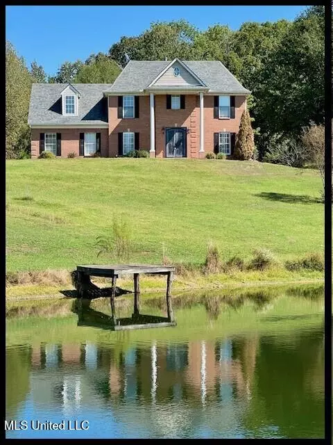 Exterior - 4790 Conner Dr, Hernando, MS 38632 photo 1 of 10