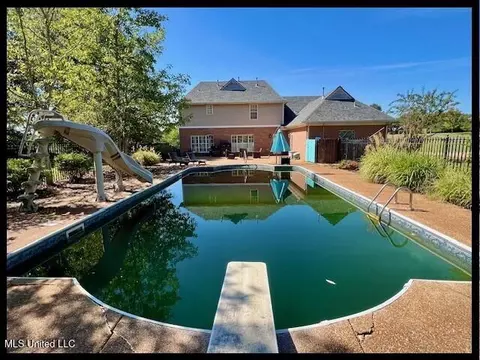 Exterior - 4790 Conner Dr, Hernando, MS 38632 photo 5 of 10