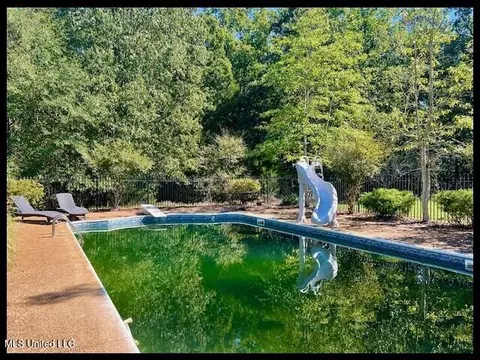 Exterior - 4790 Conner Dr, Hernando, MS 38632 photo 6 of 10