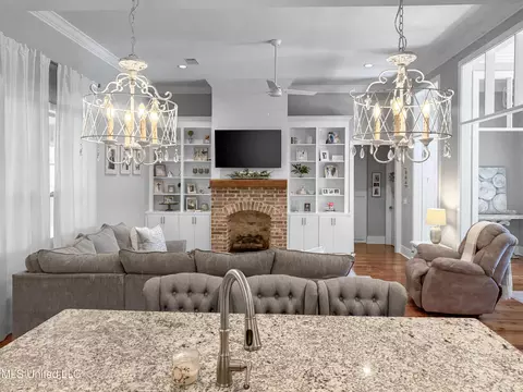 Living - 183 Cornerstone Dr, Brandon, MS 39042 photo 3 of 4