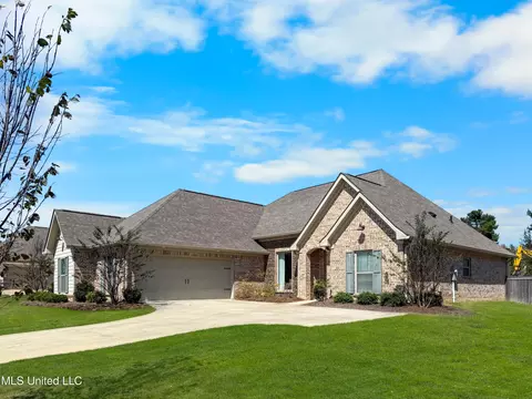 Exterior - 183 Cornerstone Dr, Brandon, MS 39042 photo 2 of 6
