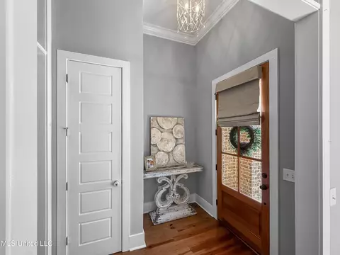 Entry Way - 183 Cornerstone Dr, Brandon, MS 39042 photo 1 of 2