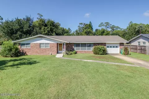4511 Harrison Ave, Gulfport, MS 39507