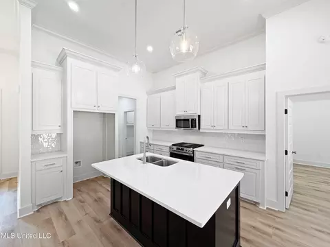 225 New Haven Ln, Brandon, MS 39042 photo 9