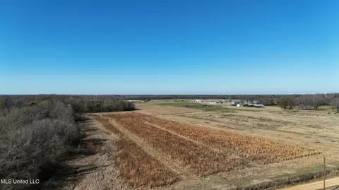 940 Endris Rd, Canton, MS 39046