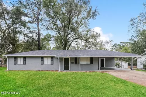 3110 Woodville Cir, Jackson, MS 39212