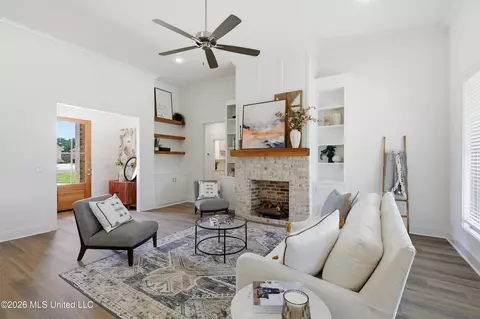Living - 109 Willow Way, Canton, MS 39046 photo 1 of 1