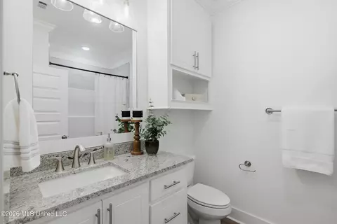 Bath - 109 Willow Way, Canton, MS 39046 photo 4 of 5