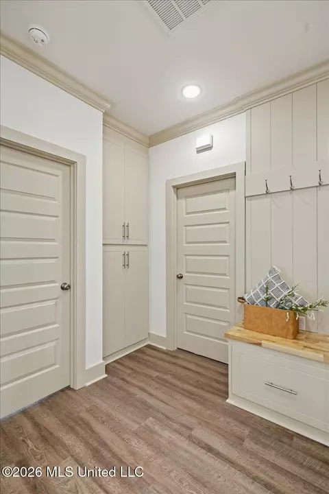 Entry Way - 111 Willow Way, Canton, MS 39046 photo 1 of 1