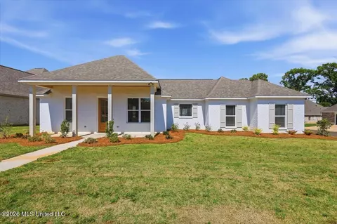 111 Willow Way, Canton, MS 39046