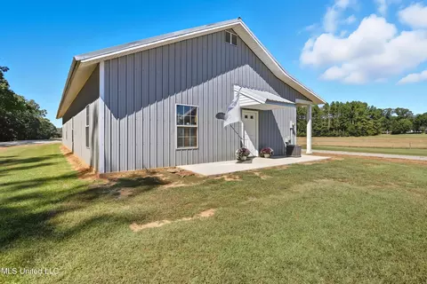 Exterior - 130 Deer Ridge Rd, Brandon, MS 39042 photo 20 of 20