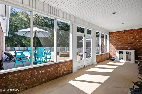 Exterior - 130 Deer Ridge Rd, Brandon, MS 39042 photo 7 of 20
