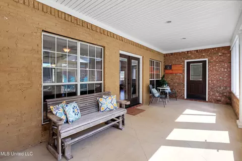 Exterior - 130 Deer Ridge Rd, Brandon, MS 39042 photo 8 of 20