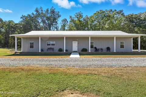 Exterior - 130 Deer Ridge Rd, Brandon, MS 39042 photo 18 of 20
