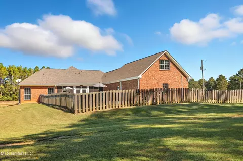 Exterior - 130 Deer Ridge Rd, Brandon, MS 39042 photo 16 of 20