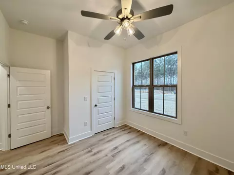 Bedroom - 219 New Haven Ln, Brandon, MS 39042 photo 3 of 5