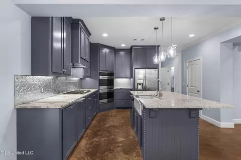 Kitchen - 115 Ashley Dr, Brandon, MS 39042 photo 1 of 5