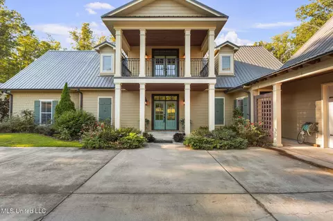 Exterior - 115 Ashley Dr, Brandon, MS 39042 photo 3 of 18
